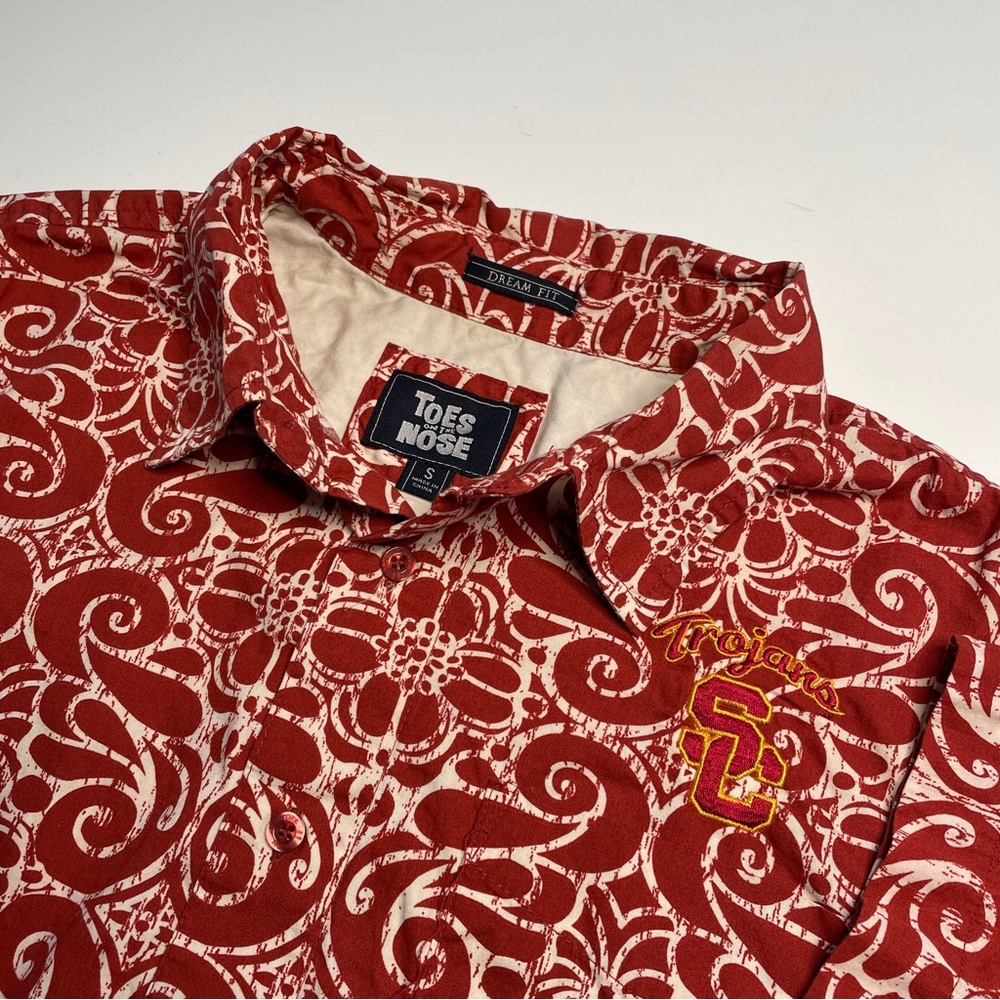 TOES ON THE NOSE Short Sleeve Shirt USC Trojan Mens S Dream Fit‎ Hawaiian Red